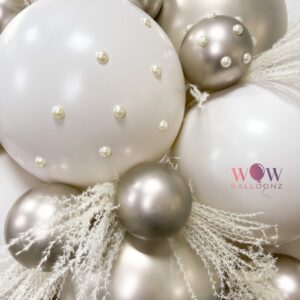 Satin Pearl Giant Balloon Bouquet 3