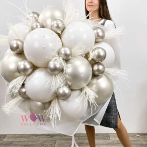 Satin Pearl Giant Balloon Bouquet